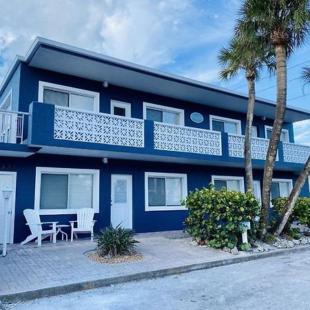 Amazing Beach Getaway Pool Condo By The Beach Bradenton Beach Exterior photo